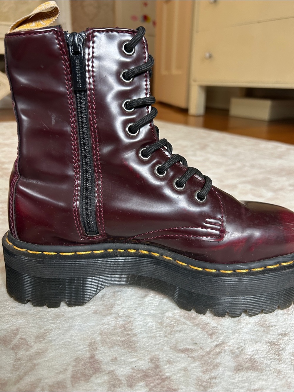 🔥 STUNNING DR. MARTENS VEGAN JADON II PLATFORM BOOTS 🔥 - Picture 3 of 10